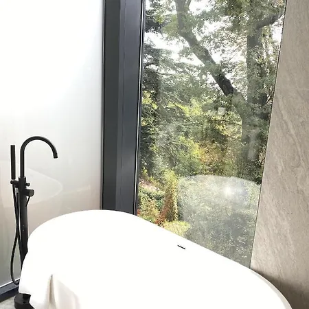 La Maison De Robinson 4*